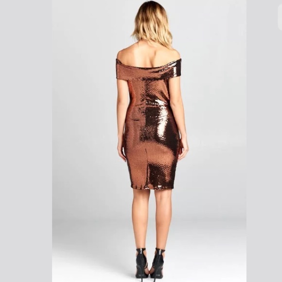 SOLD OUT - Picture 6 of 7